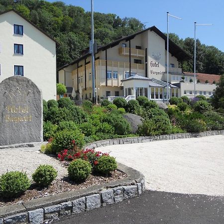 Hotel Burgwirt Deggendorf Eksteriør billede